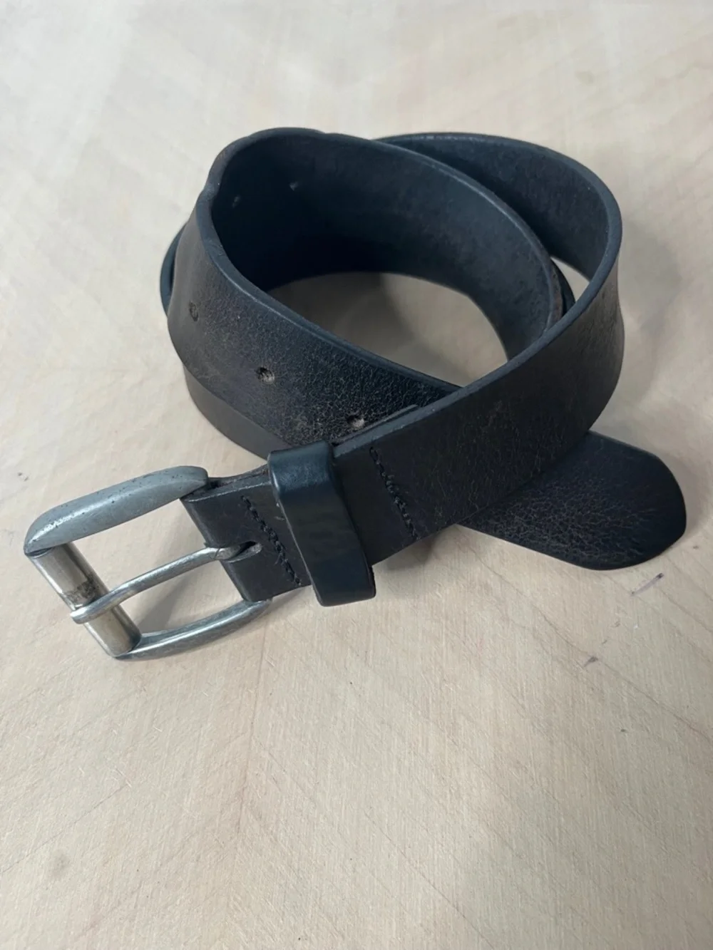 Classic Black Leather Men's Belt Silver Tone Roll Buckle Size 38 Durable
